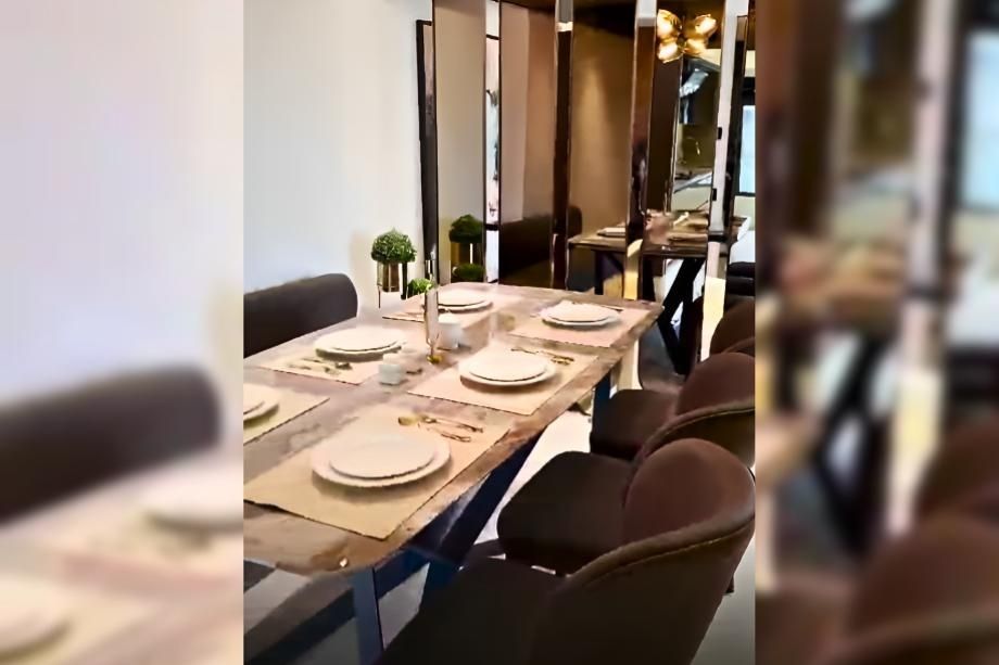 Arkade-Crown-Gallery-Dining-Area